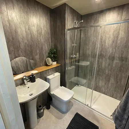 Apartamento With Parking Available *