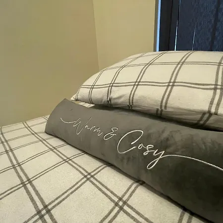 With Parking Available Apartamento