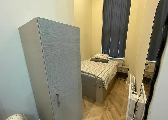 With Parking Available Apartment *