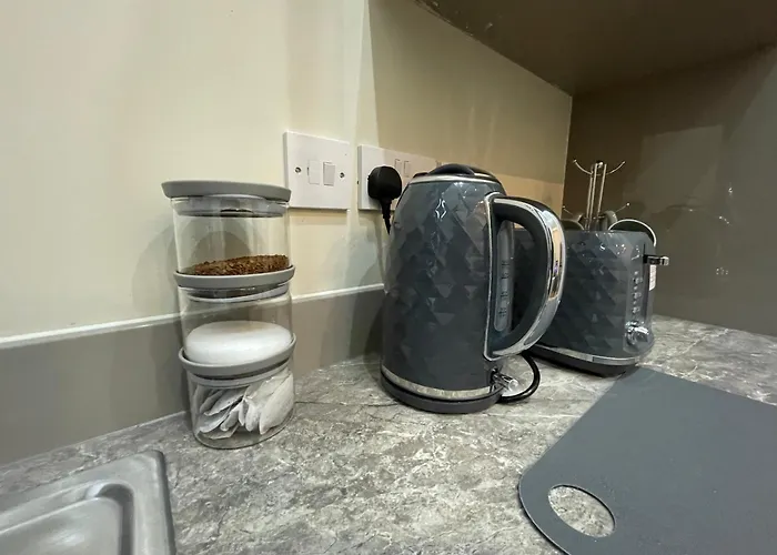 Apartment With Parking Available